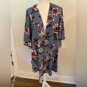 ANDREE BY UNIT Floral Kimono Top - Blue and Pink